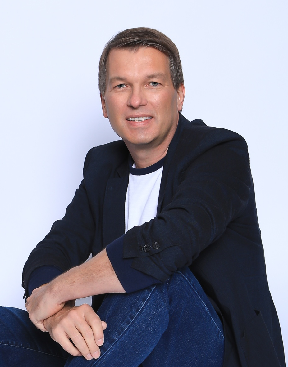 Portrait of artist Jussi Koria